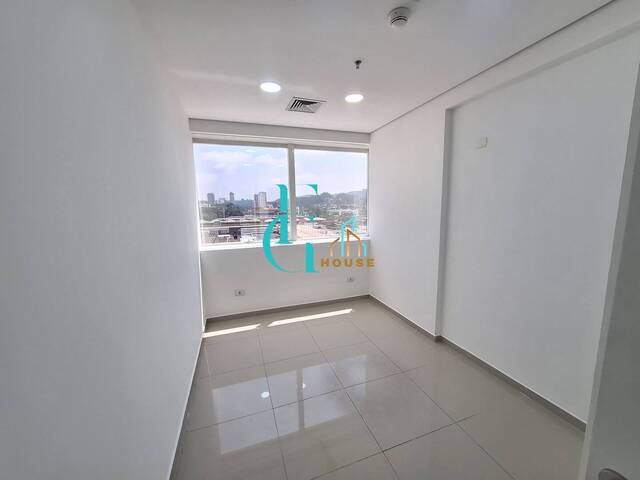 Sala para Locação em Santana de Parnaíba - 4