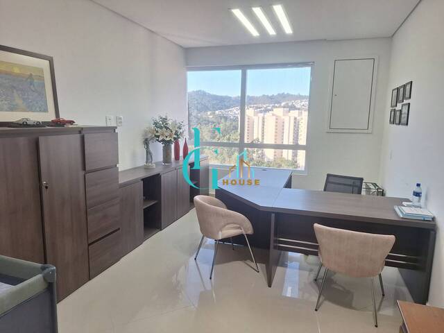 Sala para Locação em Santana de Parnaíba - 2