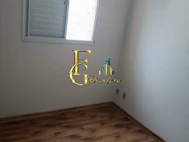 Apartamento para Venda em Carapicuíba - 4
