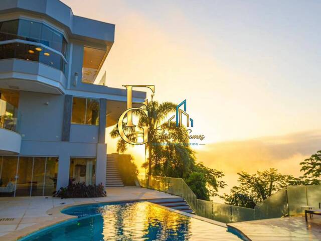 #329 - Casa para Venda em Ubatuba - SP