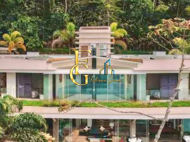 #329 - Casa para Venda em Ubatuba - SP