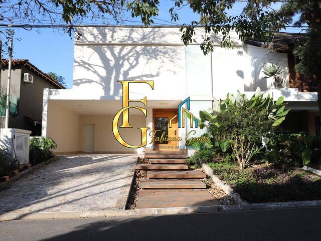 #337 - Casa para Venda em Santana de Parnaíba - SP