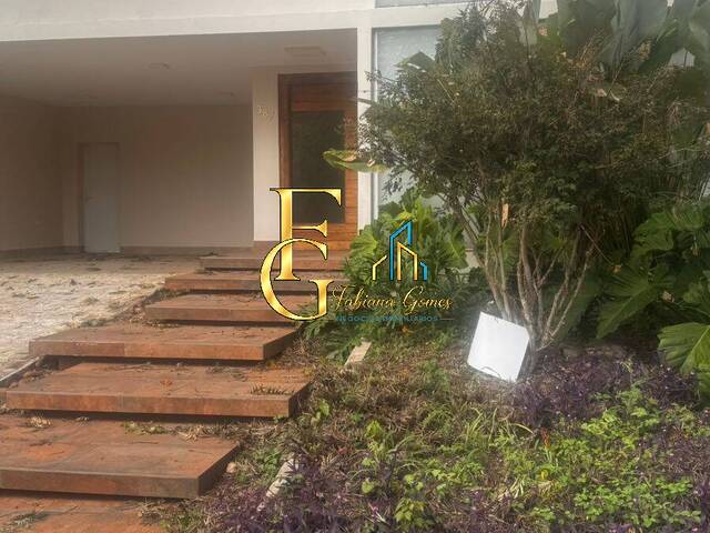 Casa para Venda em Santana de Parnaíba - 4