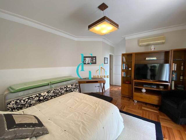 Casa para Venda em Santana de Parnaíba - 4