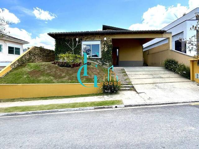 #410 - Casa para Locação em Cotia - SP