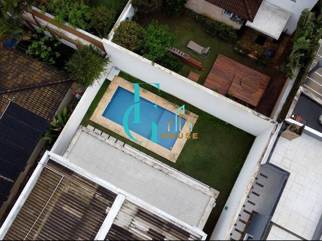 Casa para Venda em Santana de Parnaíba - 2