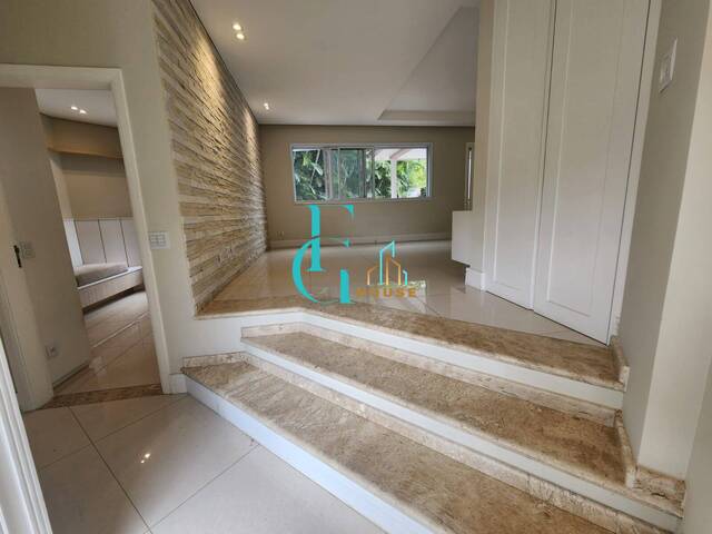 #668 - Casa para Venda em Santana de Parnaíba - SP - 3