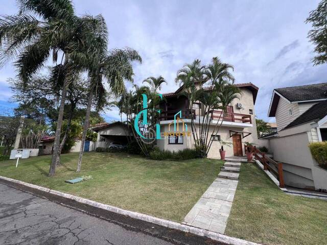 #669 - Casa para Venda em Santana de Parnaíba - SP
