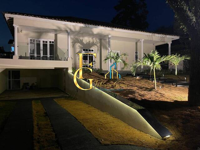 #684 - Casa para Venda em Barueri - SP