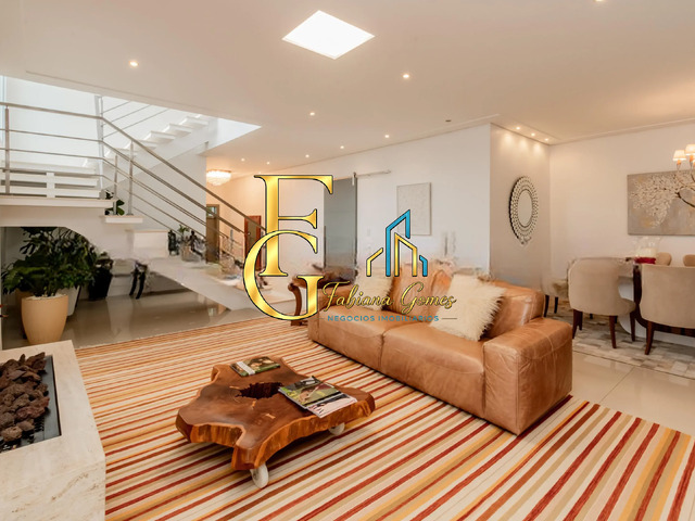 Casa para Venda em Santana de Parnaíba - 3
