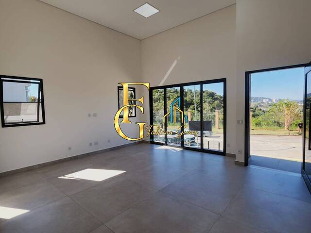 Casa para Venda em Santana de Parnaíba - 4