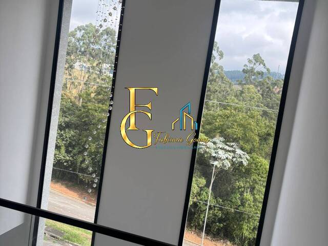 Casa para Venda em Santana de Parnaíba - 5