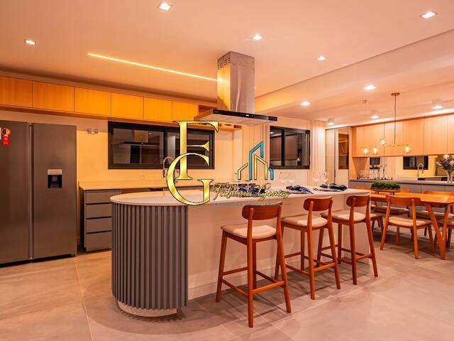 Casa para Venda em Santana de Parnaíba - 5