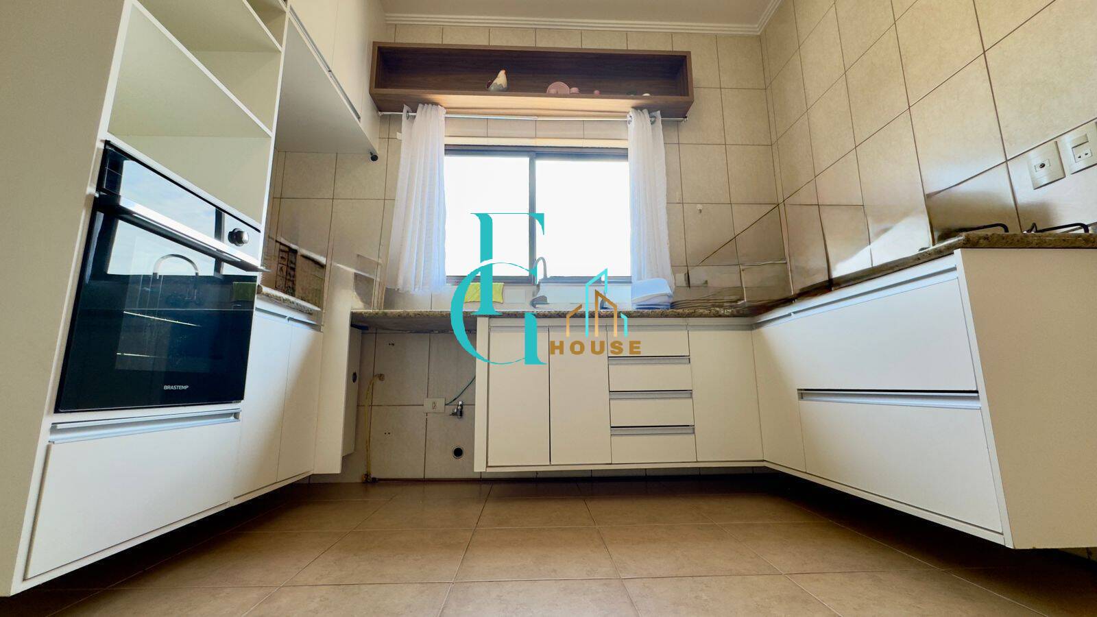 Casa, 3 quartos, 28000 m² - Foto 13