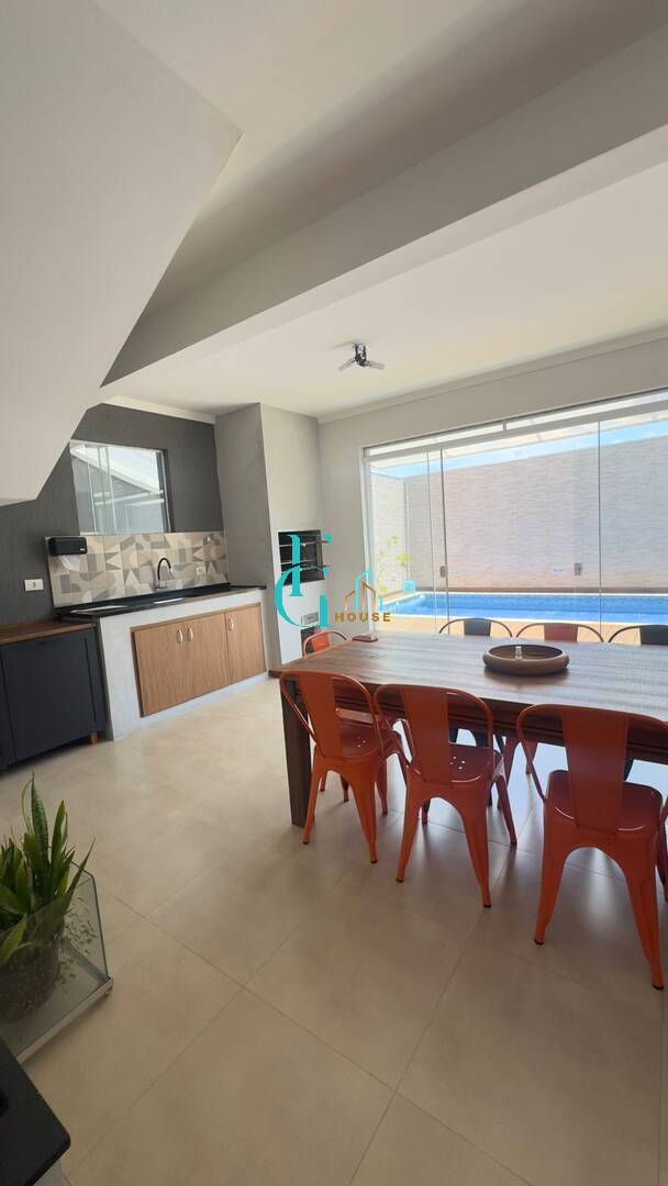 Casa, 3 quartos, 220 m² - Foto 31