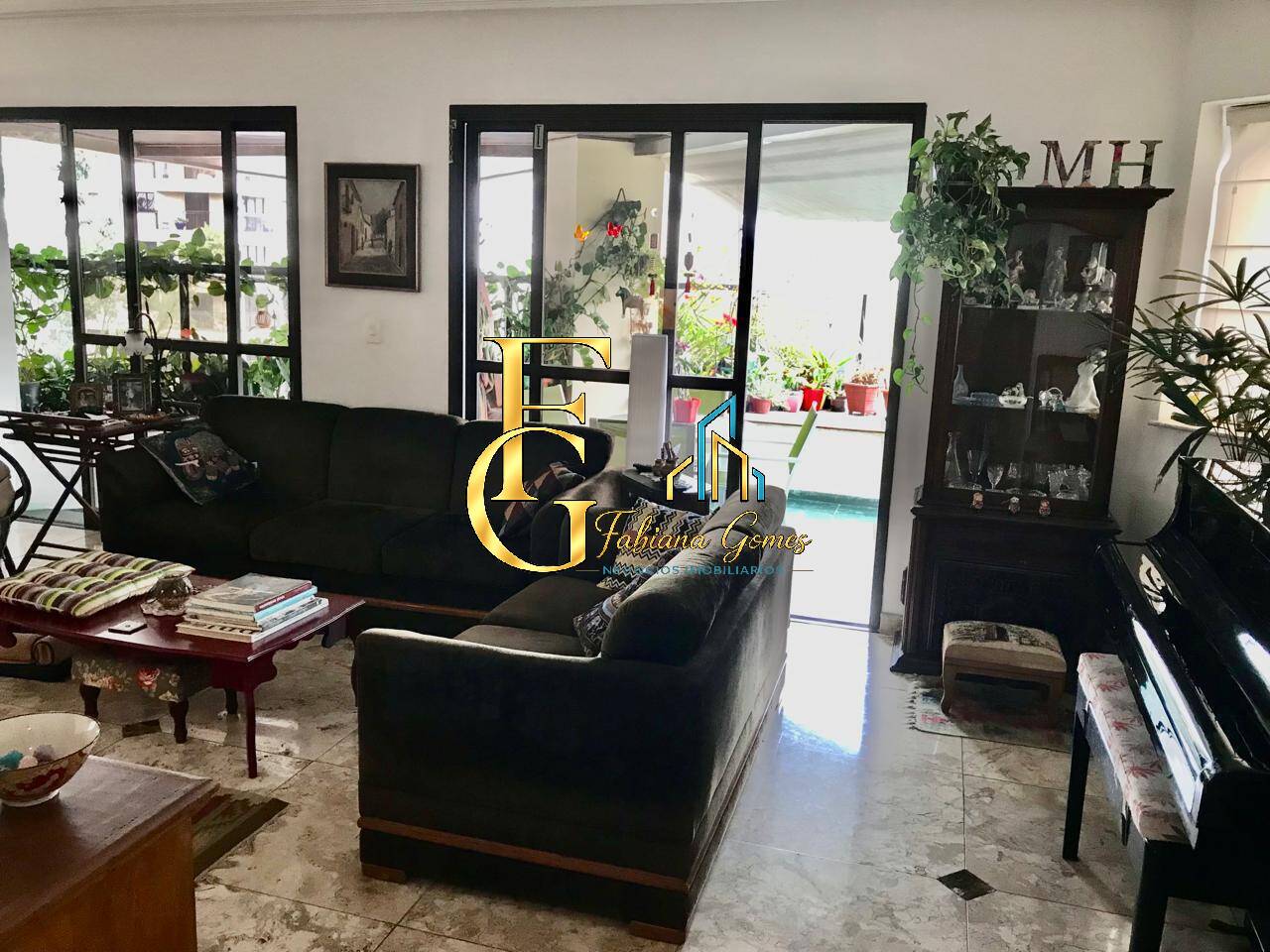 Apartamento, 3 quartos, 197 m² - Foto 2