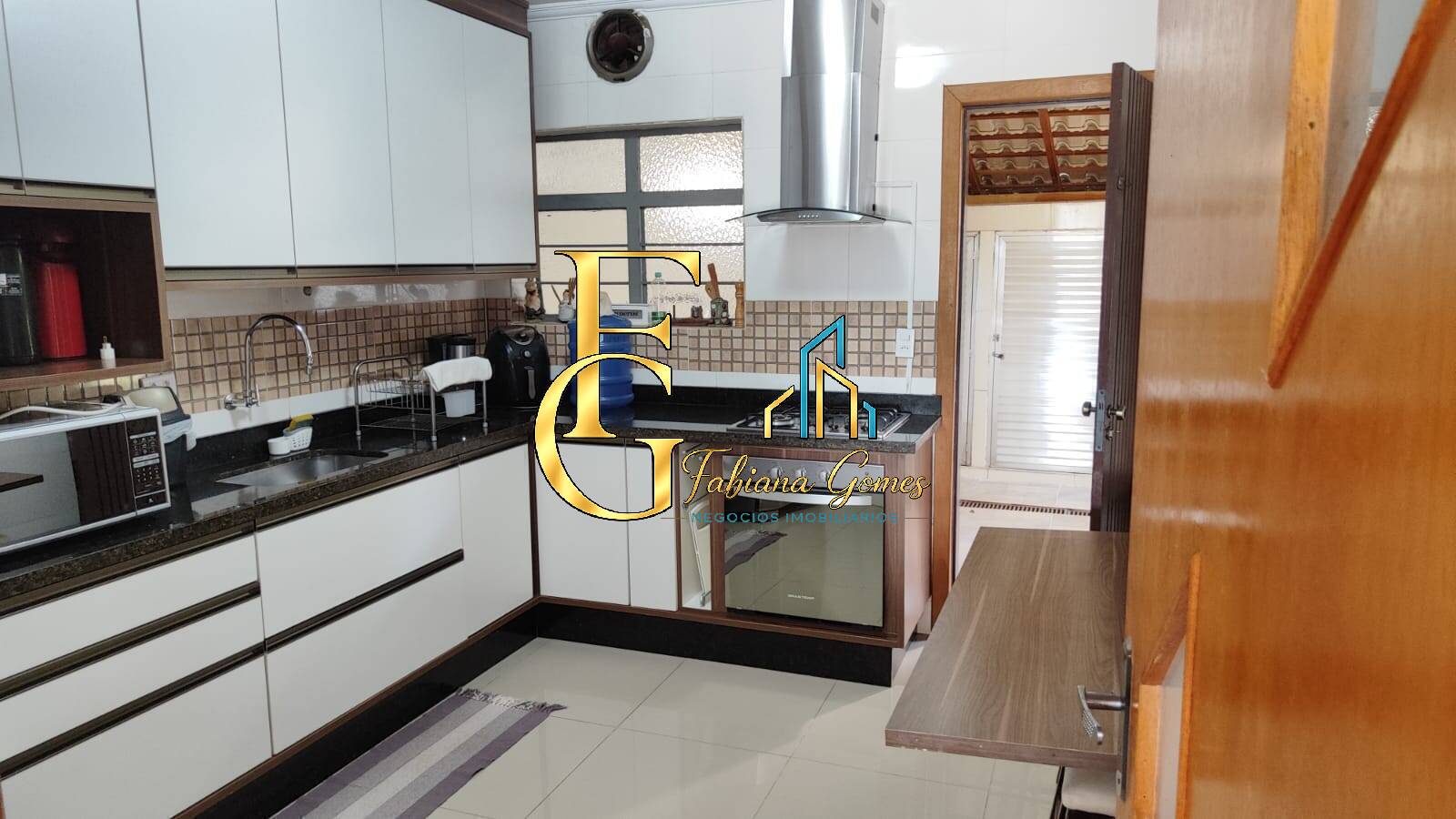 Casa, 4 quartos, 3000 m² - Foto 6