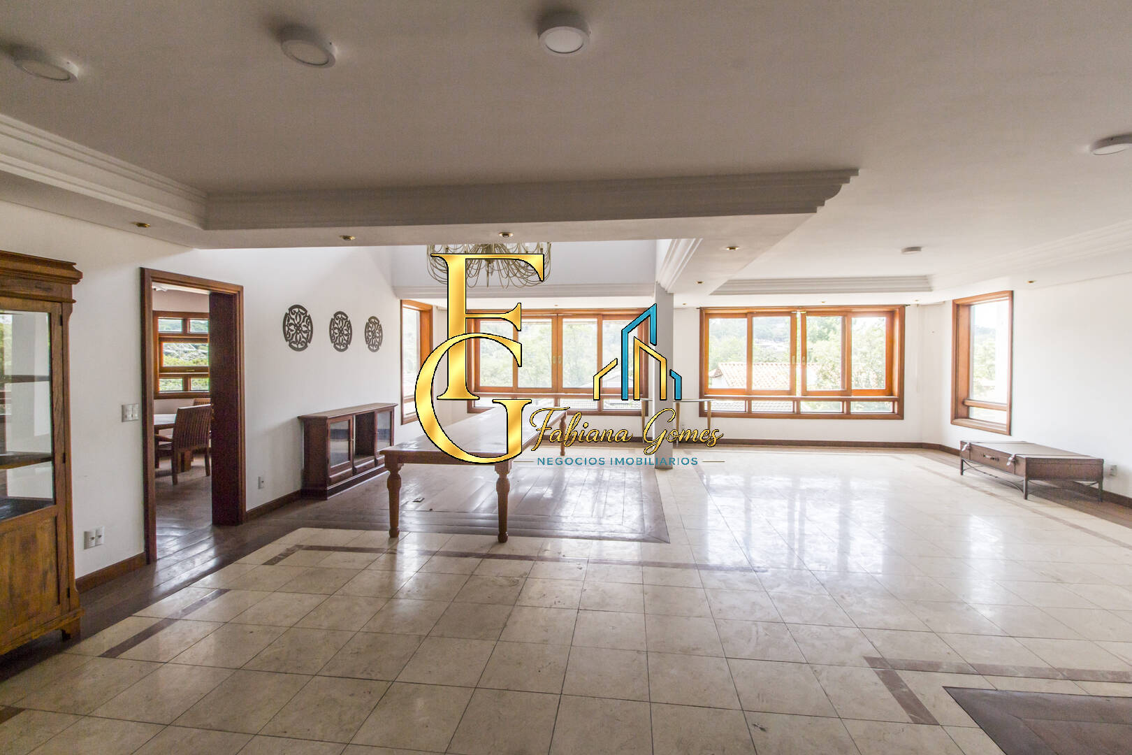 Casa, 4 quartos, 635 m² - Foto 2
