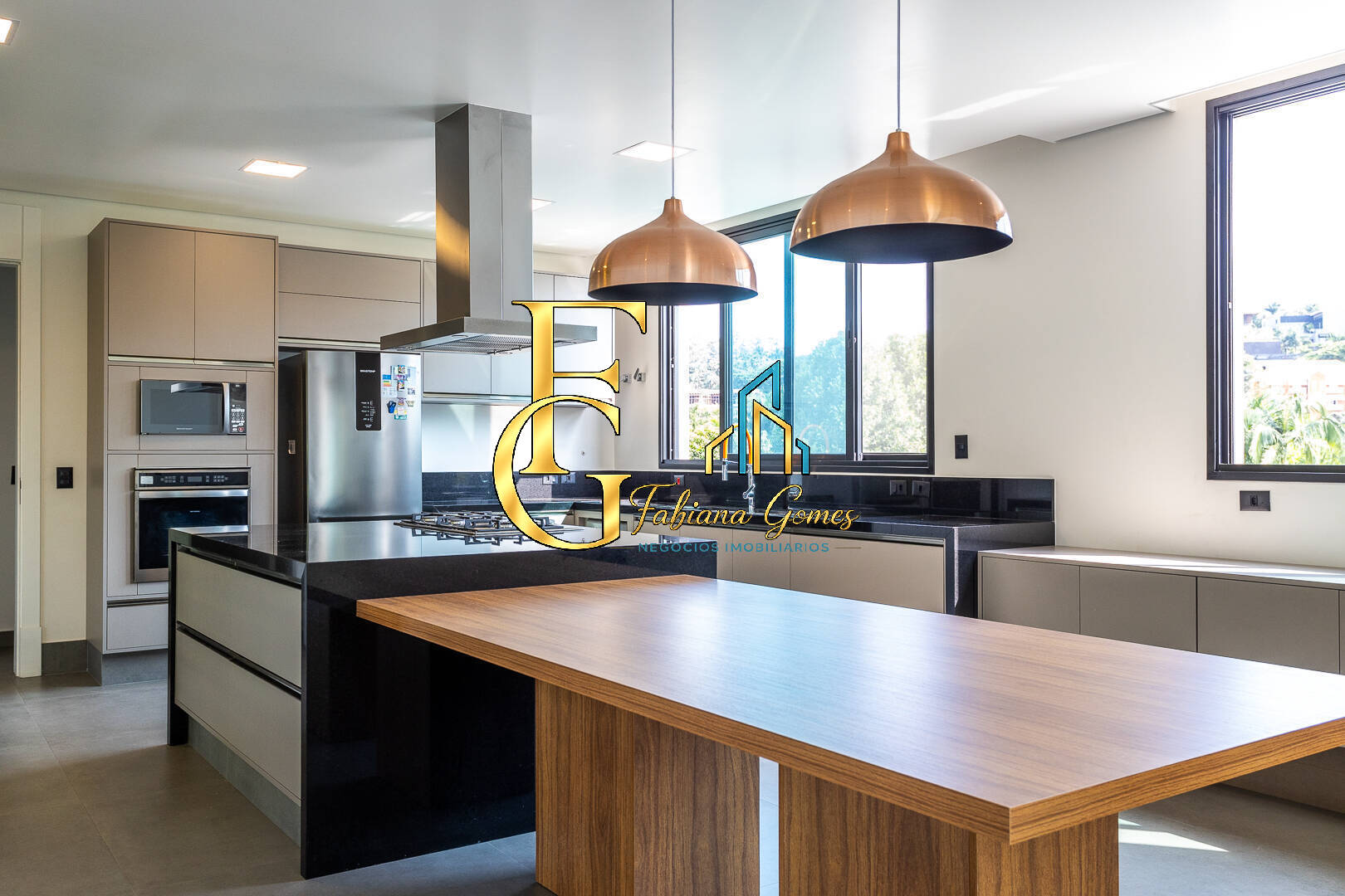 Casa, 4 quartos, 1305 m² - Foto 23