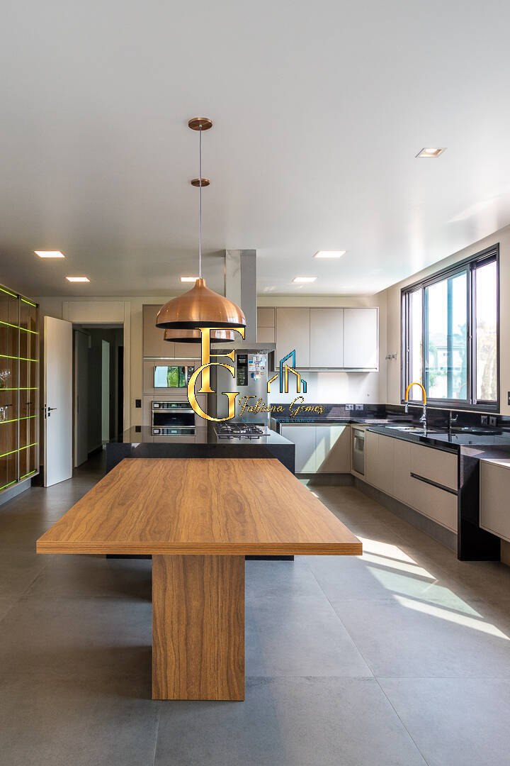 Casa, 4 quartos, 1305 m² - Foto 22