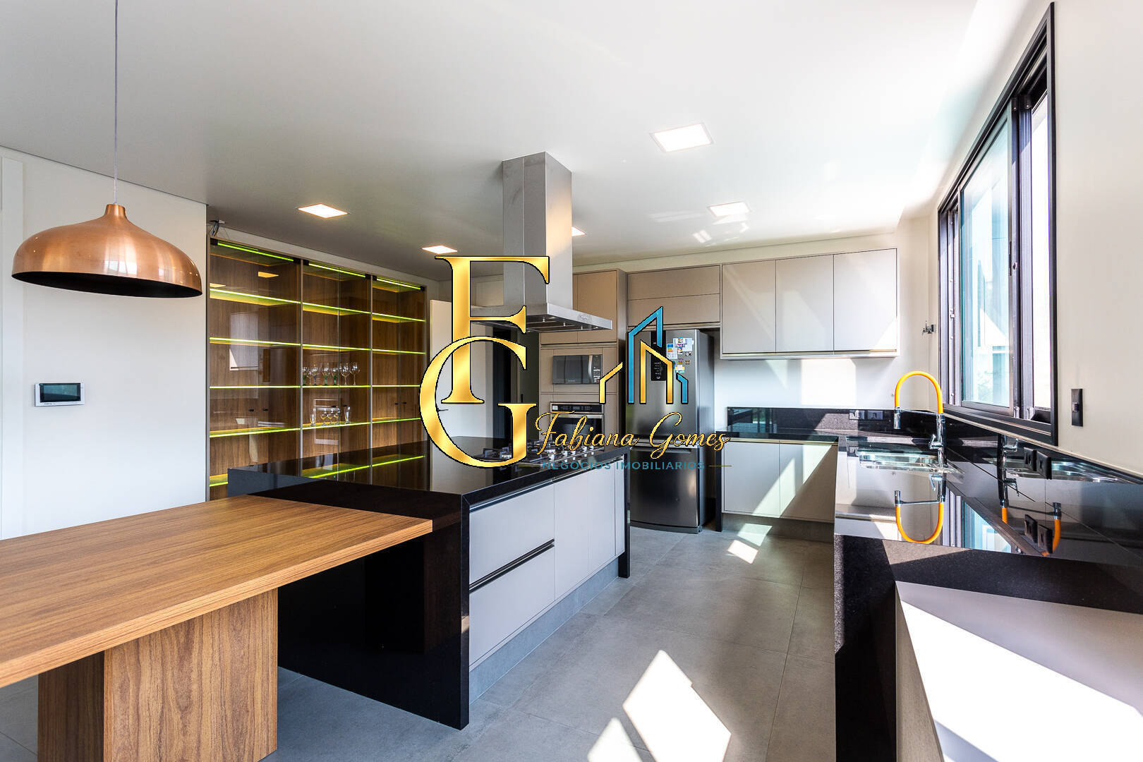 Casa, 4 quartos, 1305 m² - Foto 26