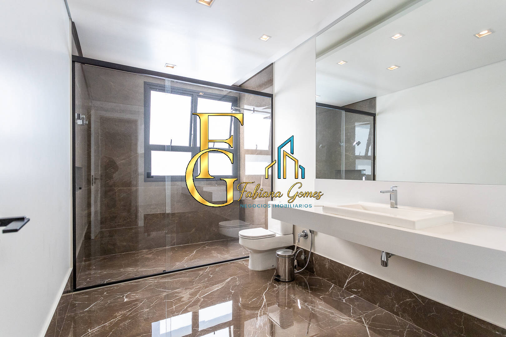Casa, 4 quartos, 1305 m² - Foto 39