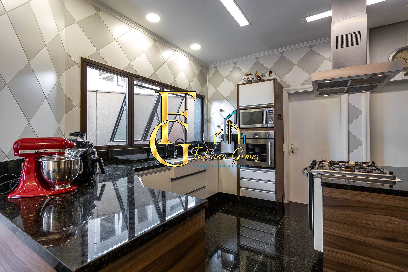 Casa, 3 quartos, 282 m² - Foto 51