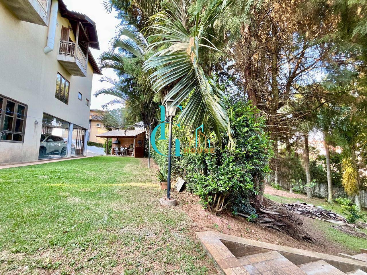 Casa, 4 quartos, 240 m² - Foto 12