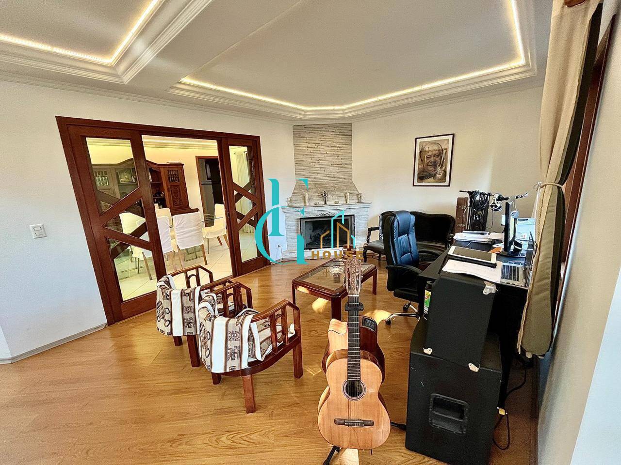 Casa, 4 quartos, 240 m² - Foto 22