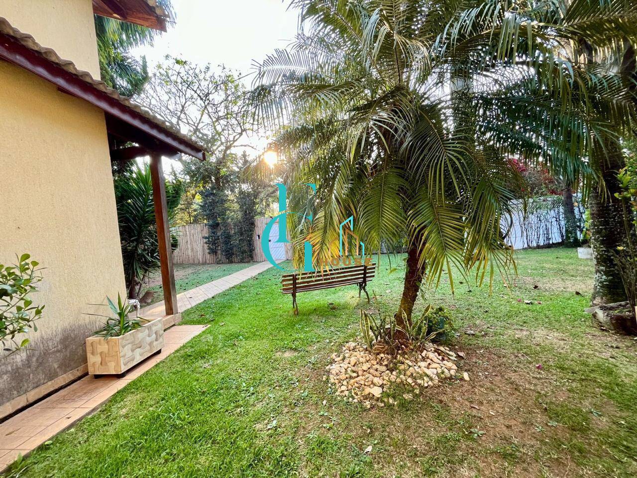 Casa, 4 quartos, 240 m² - Foto 27