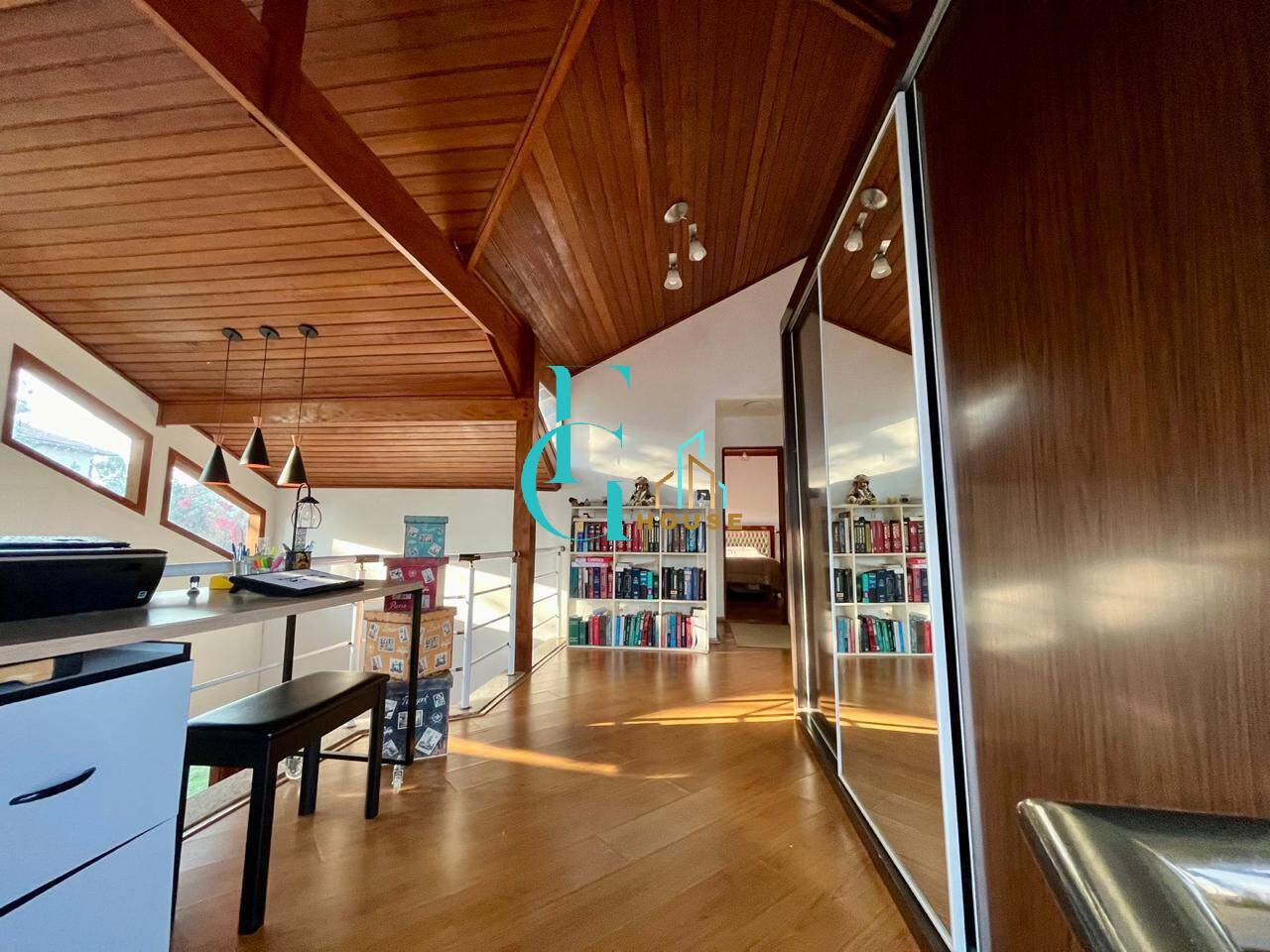Casa, 4 quartos, 240 m² - Foto 30