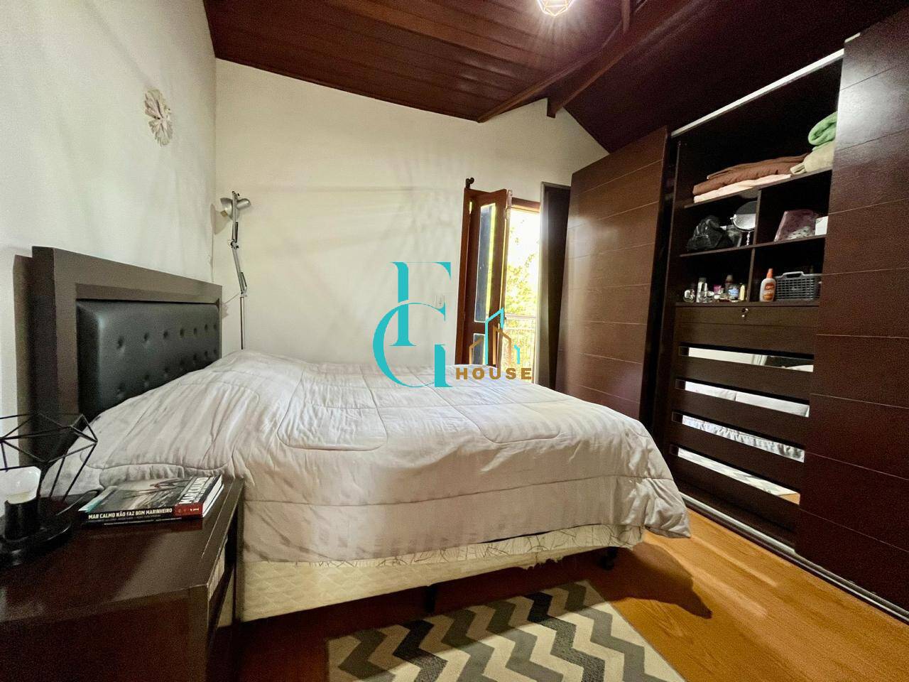 Casa, 4 quartos, 240 m² - Foto 36