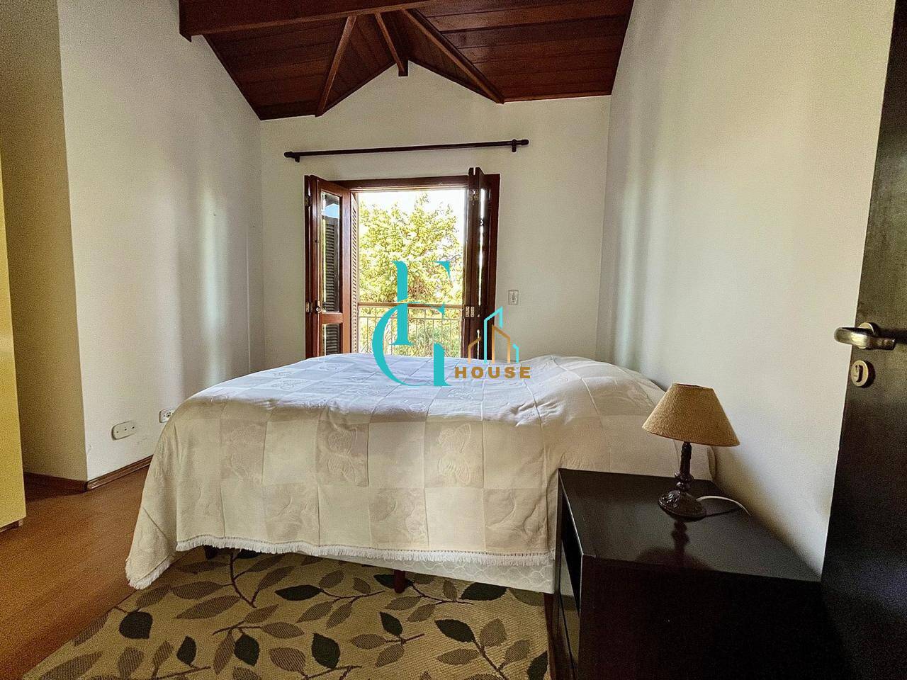 Casa, 4 quartos, 240 m² - Foto 34
