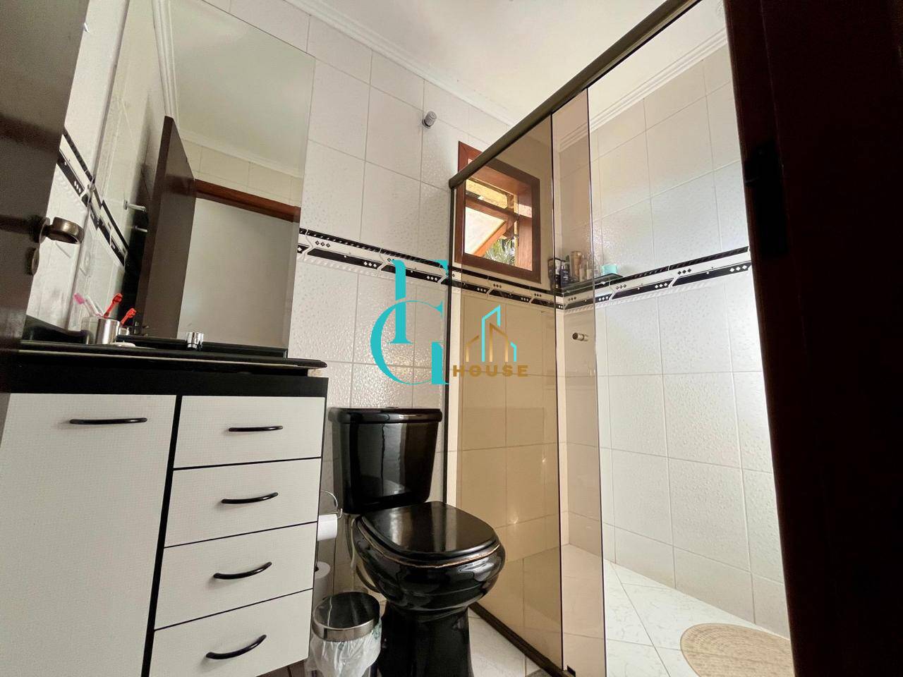 Casa, 4 quartos, 240 m² - Foto 39