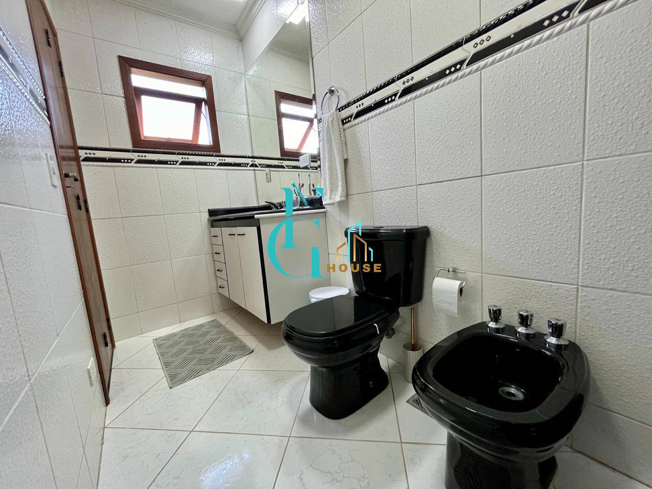 Casa, 4 quartos, 240 m² - Foto 41