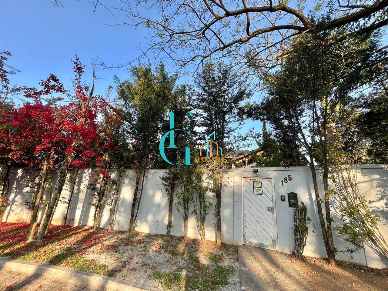 Casa, 4 quartos, 240 m² - Foto 48