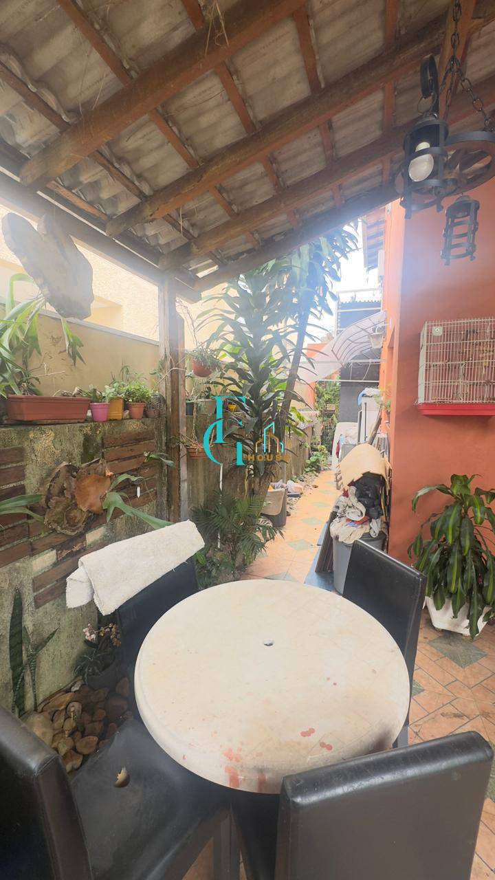 Casa, 4 quartos, 290 m² - Foto 3