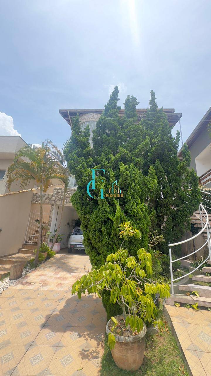 Casa, 4 quartos, 299 m² - Foto 3