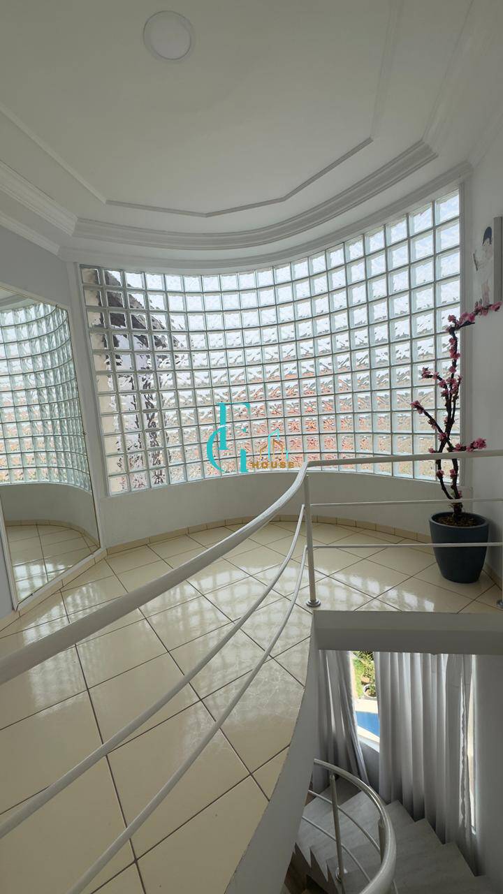 Casa, 4 quartos, 299 m² - Foto 50