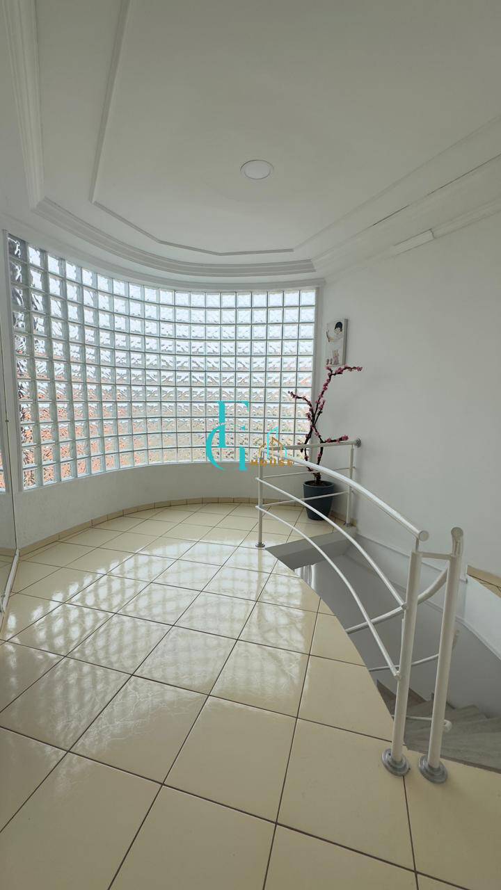 Casa, 4 quartos, 299 m² - Foto 52