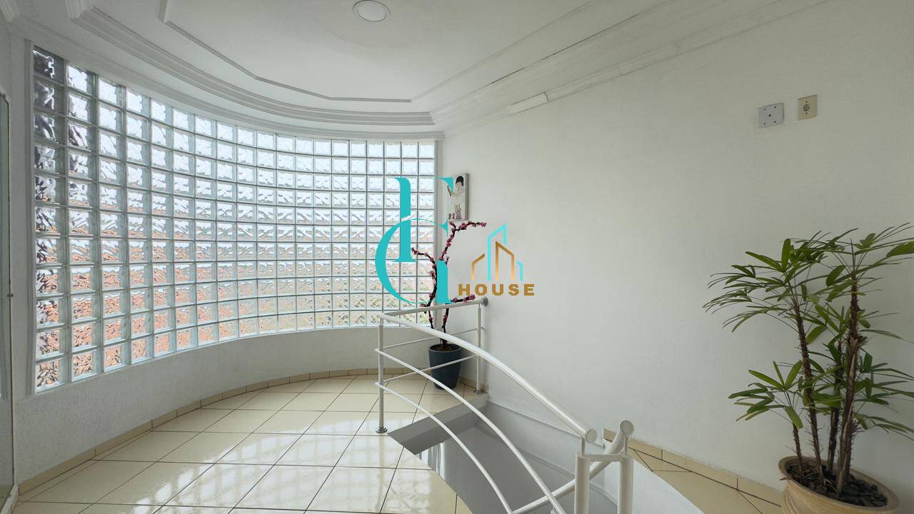 Casa, 4 quartos, 299 m² - Foto 54