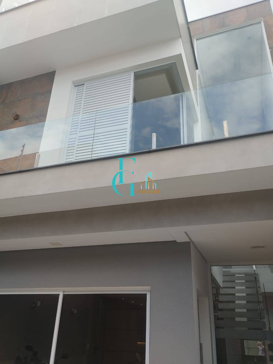 Casa, 3 quartos, 209 m² - Foto 1