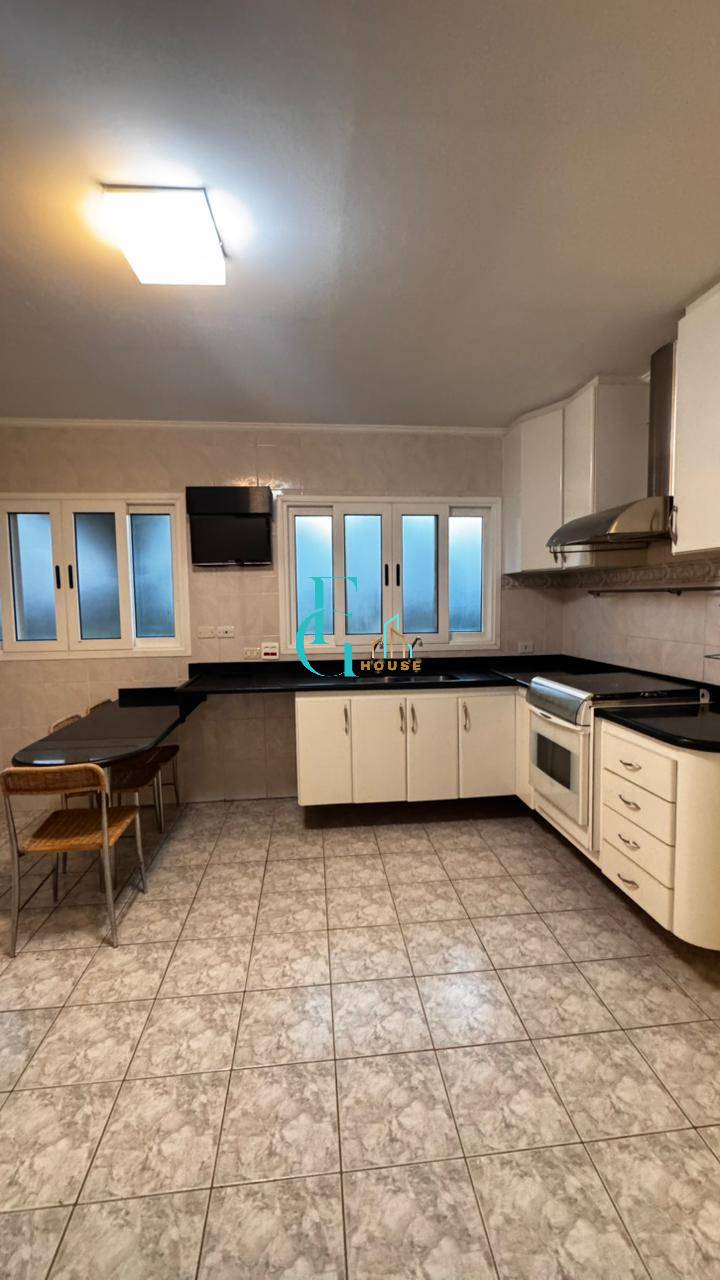 Casa, 4 quartos, 246 m² - Foto 3