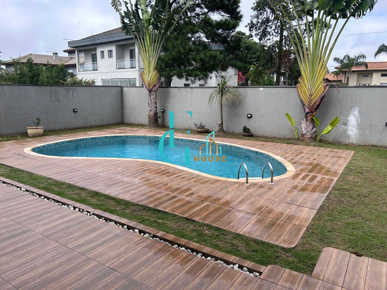 Casa, 4 quartos, 430 m² - Foto 2