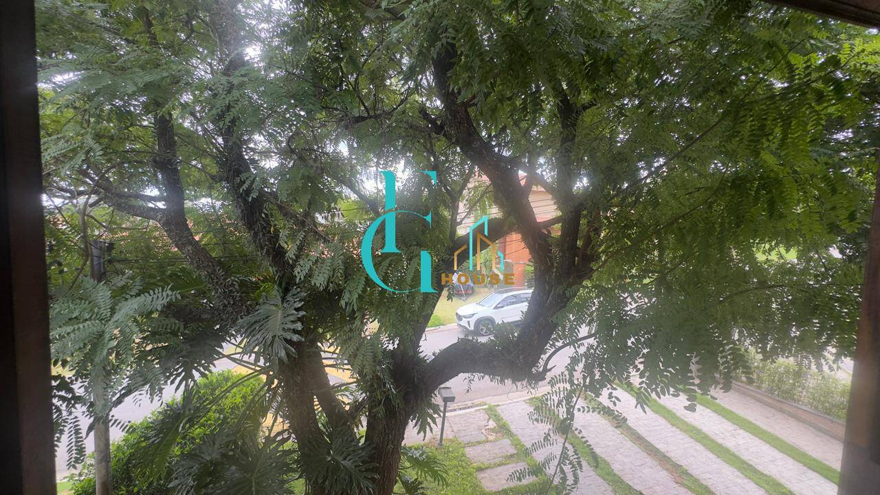 Casa Residencial 9 – Alphaville|Venda/Locação|4 Dormitórios|Piscina|6 Vagas