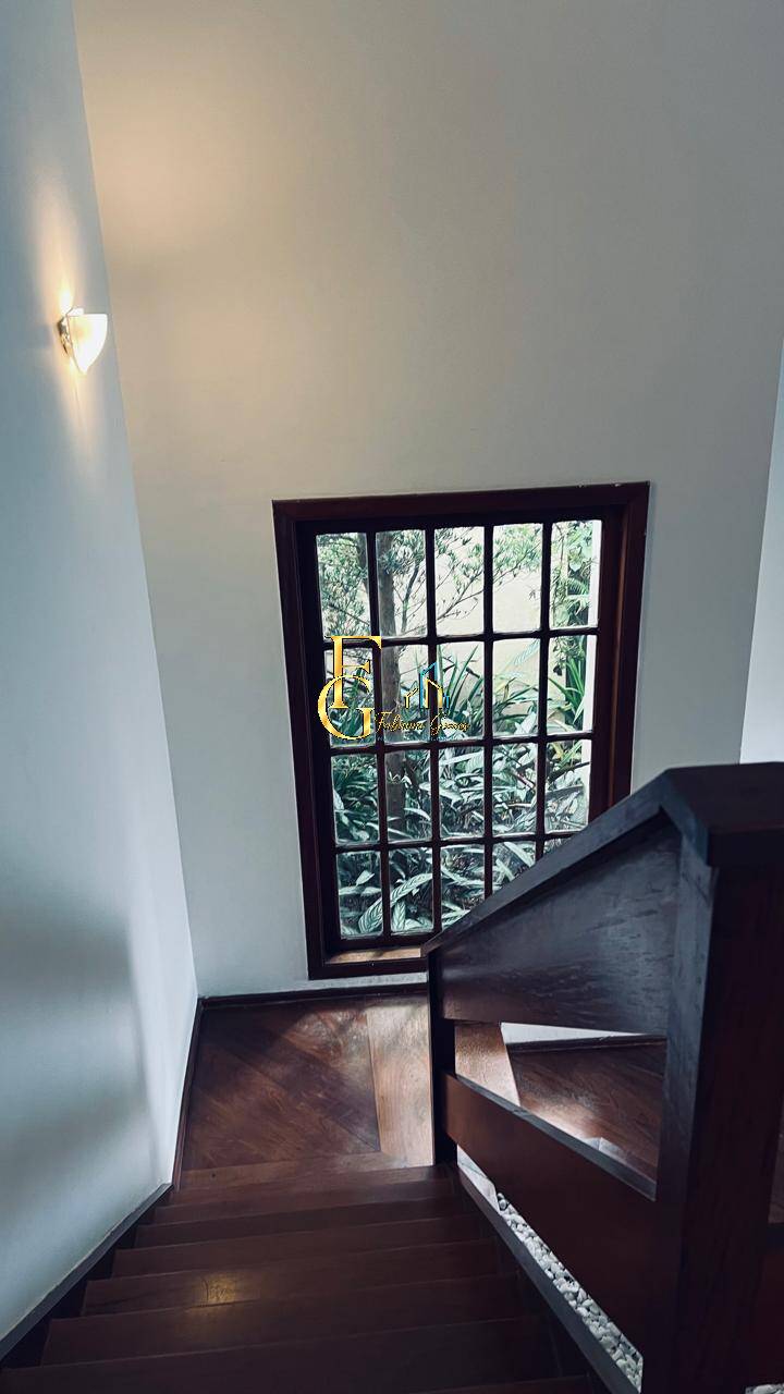 Casa, 4 quartos, 300 m² - Foto 31