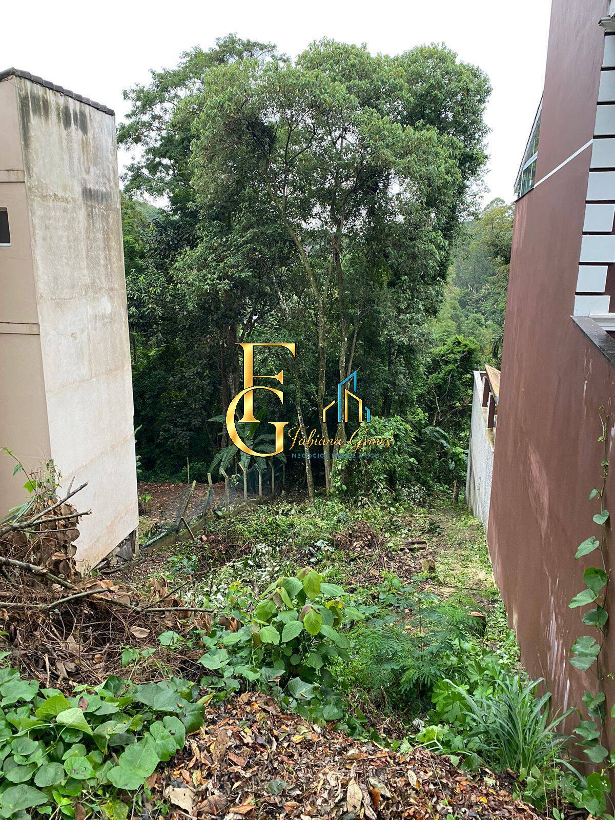Terreno à Venda no Condomínio Nova Paulista – Jandira/SP | 300m²