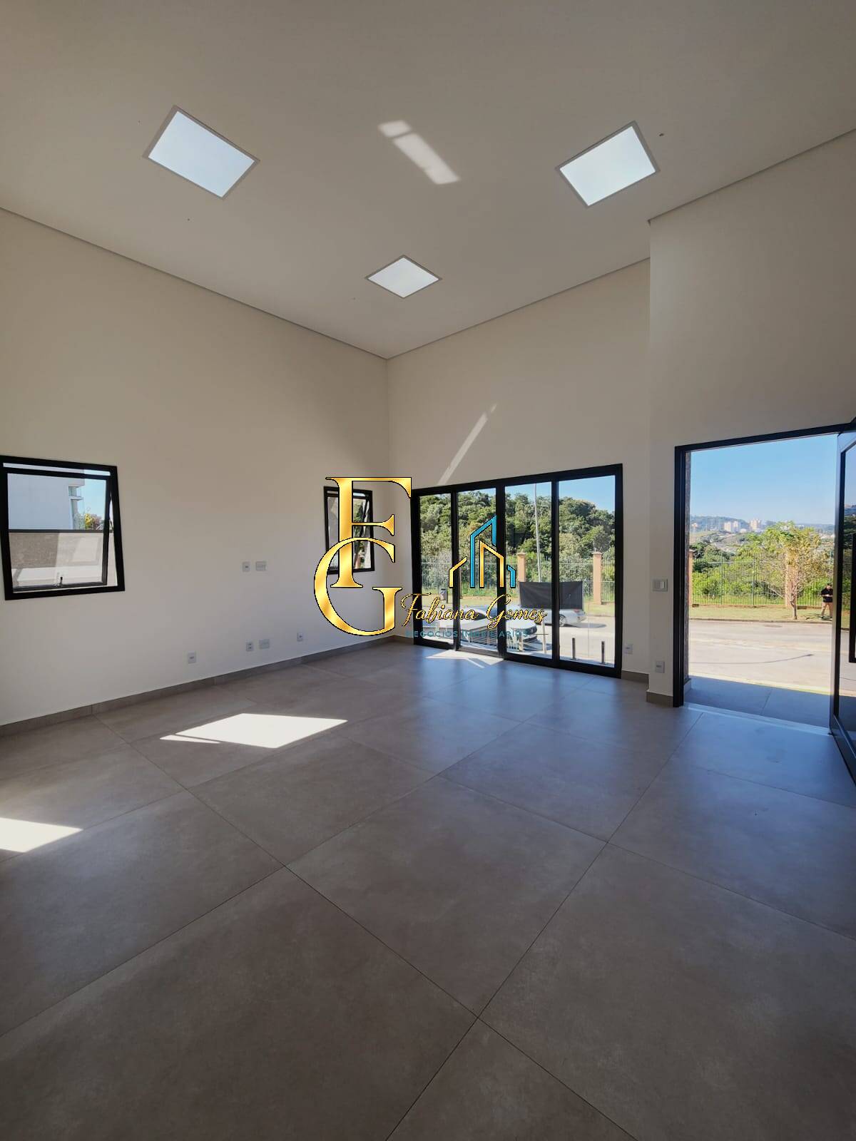 Casa, 4 quartos, 275 m² - Foto 3