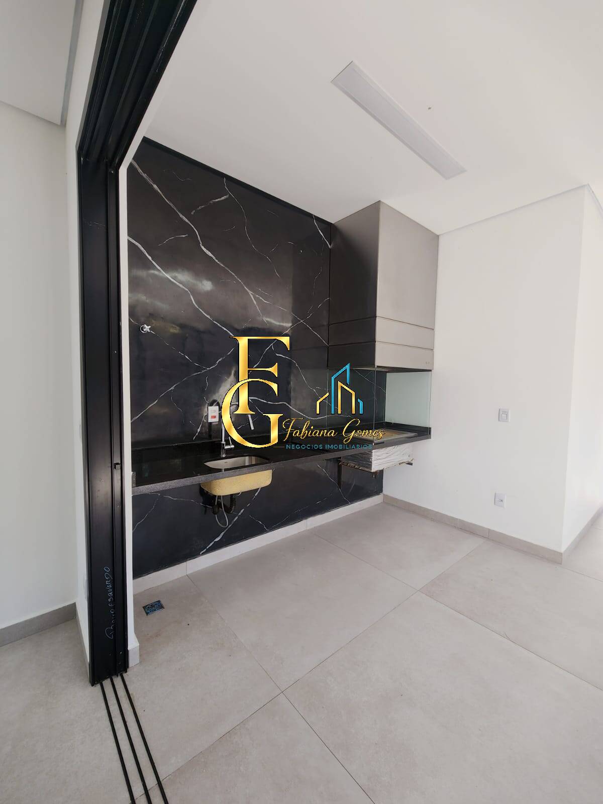 Casa, 4 quartos, 275 m² - Foto 8