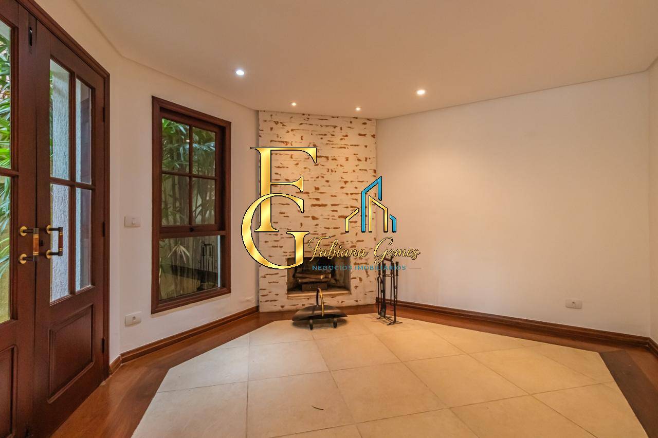 CASA À VENDA NO RESIDENCIAL 11 – ALPHAVILLE|5 SUÍTES